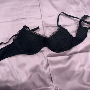 savage x fenty black bra 34B